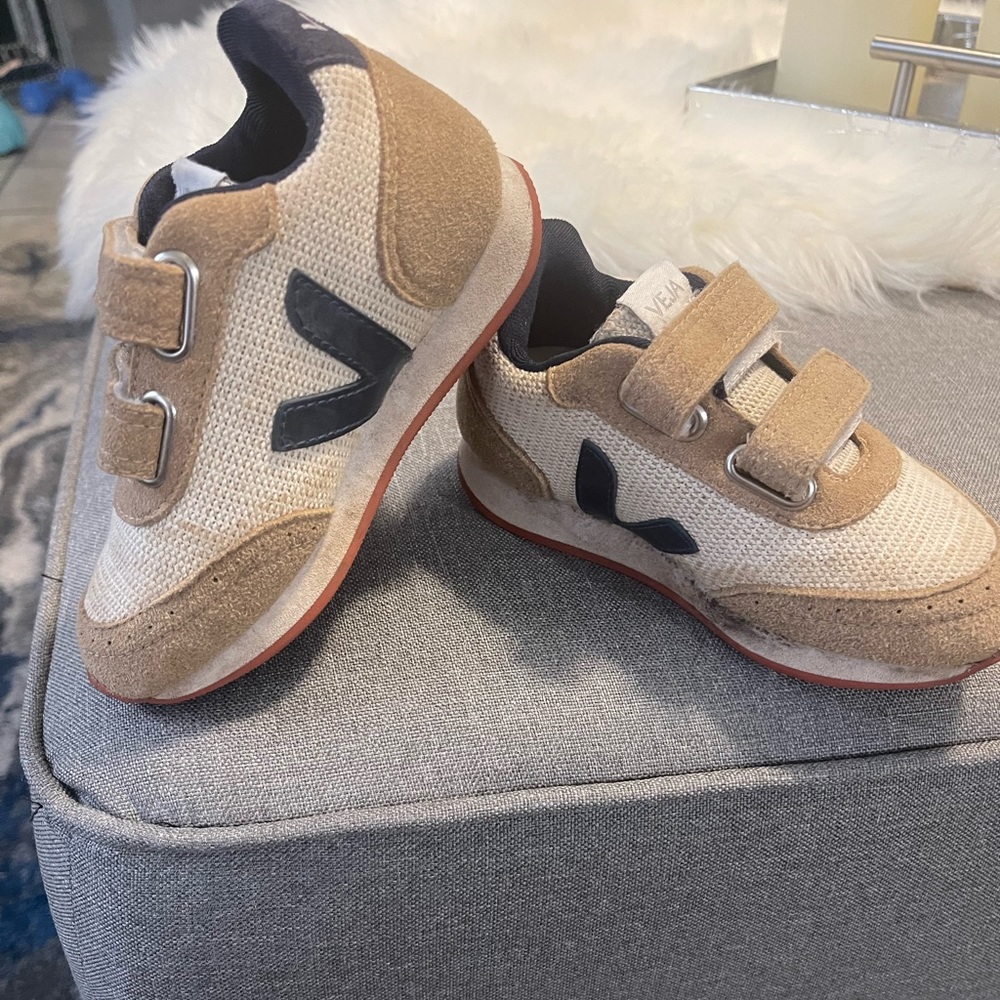 Little boy VEJA sneakers 🥰🥰👌👌